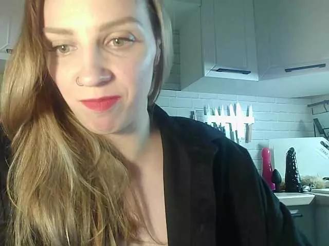Edena from BongaCams