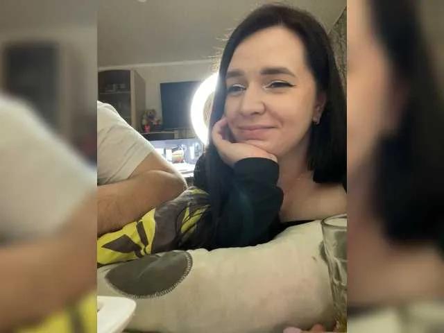 HellMor from BongaCams