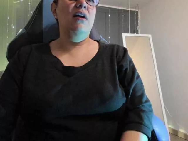Sammy-owens from BongaCams