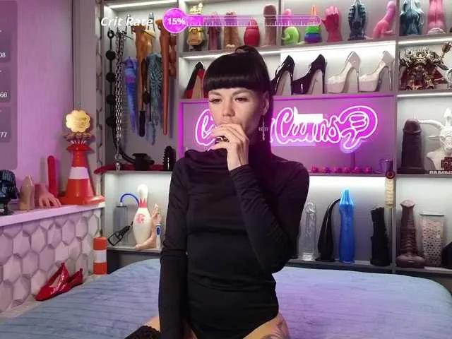 Youlalia from BongaCams