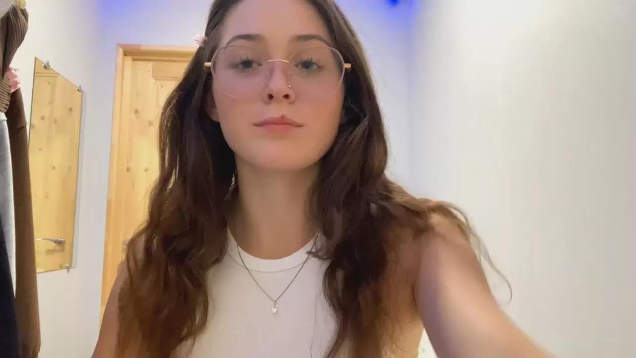 AdalineFontus from Cam4