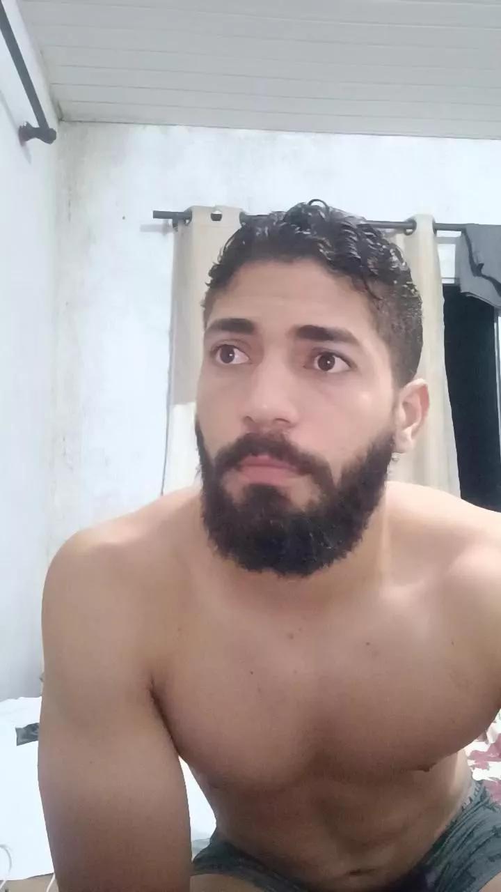 alarcon221 from Cam4