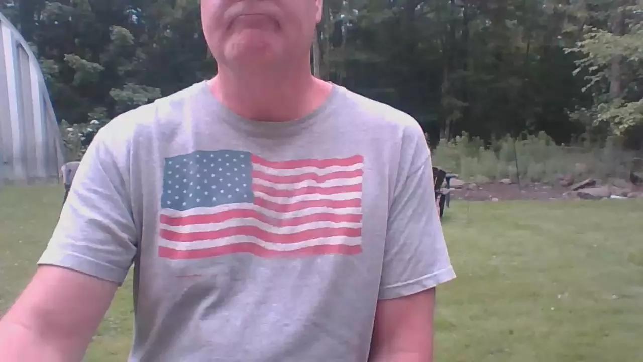 Beeffarmer from Cam4
