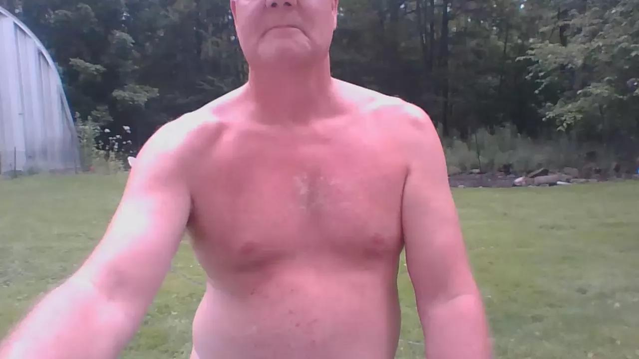 Beeffarmer from Cam4