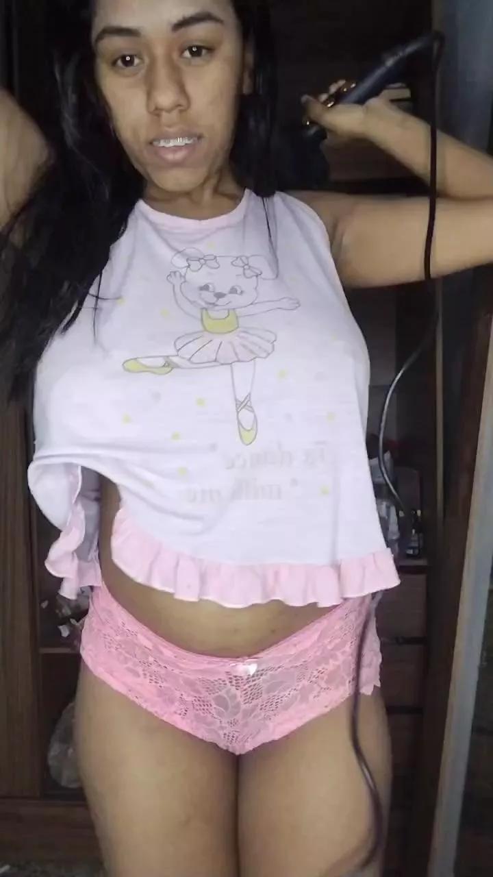 Bombomzinhovip from Cam4