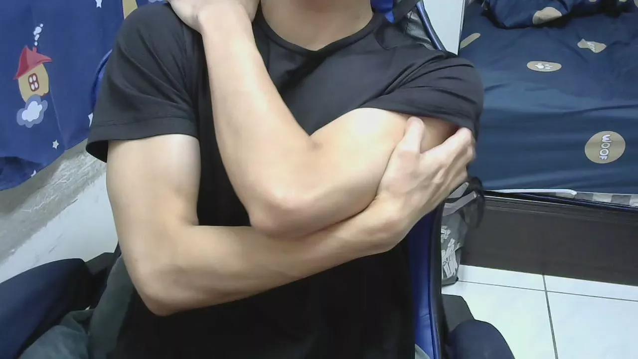 boss51232 from Cam4