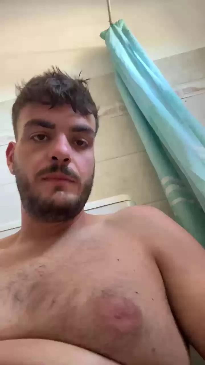 Cazzone22xx from Cam4