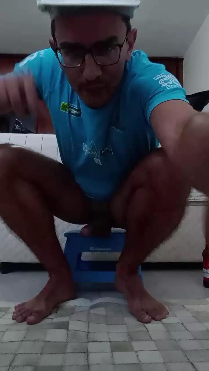cockandfeet44 from Cam4