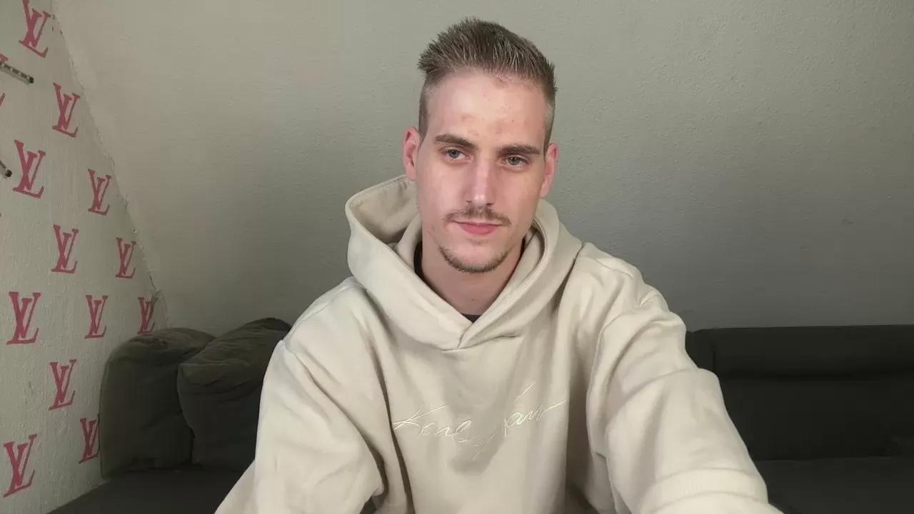 cookieboy88 from Cam4