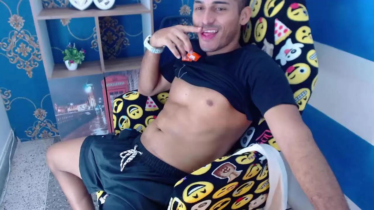 Derek_Storm from Cam4