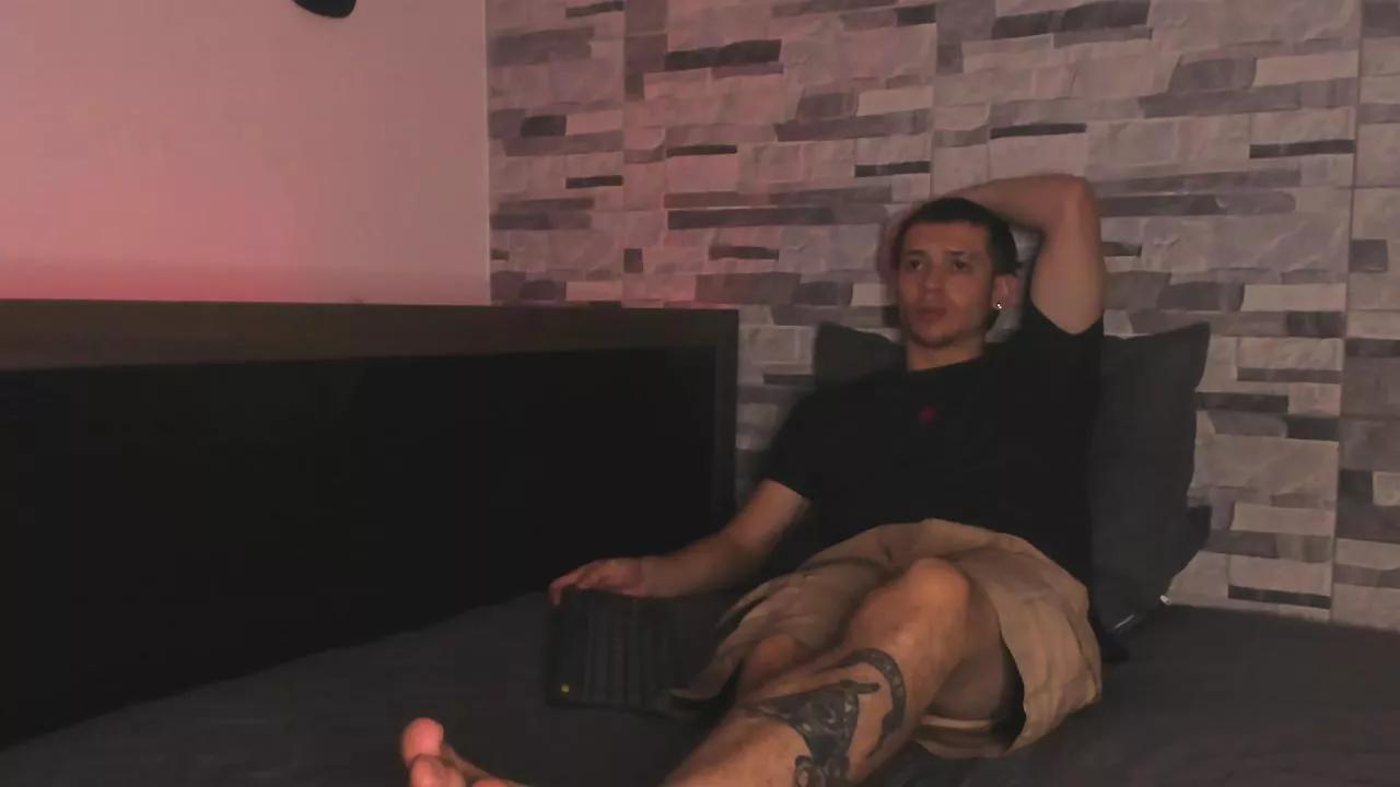 Dimitri_Higth from Cam4