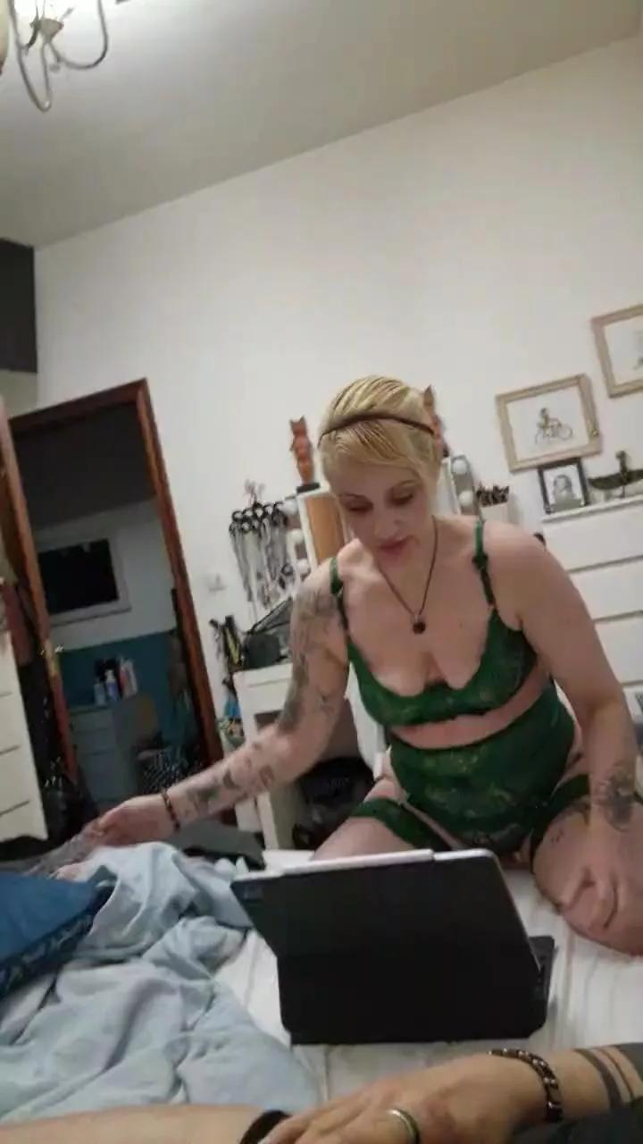 Isisytomy from Cam4