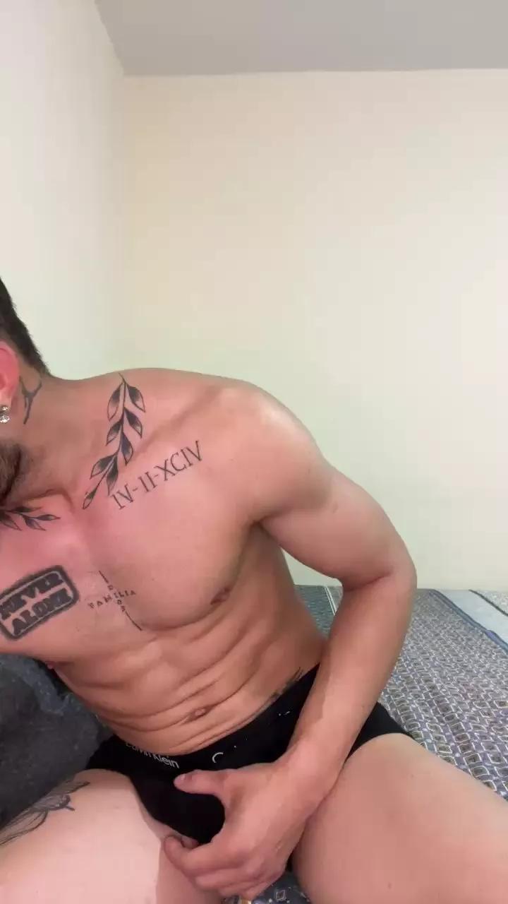 Jjmm04 from Cam4