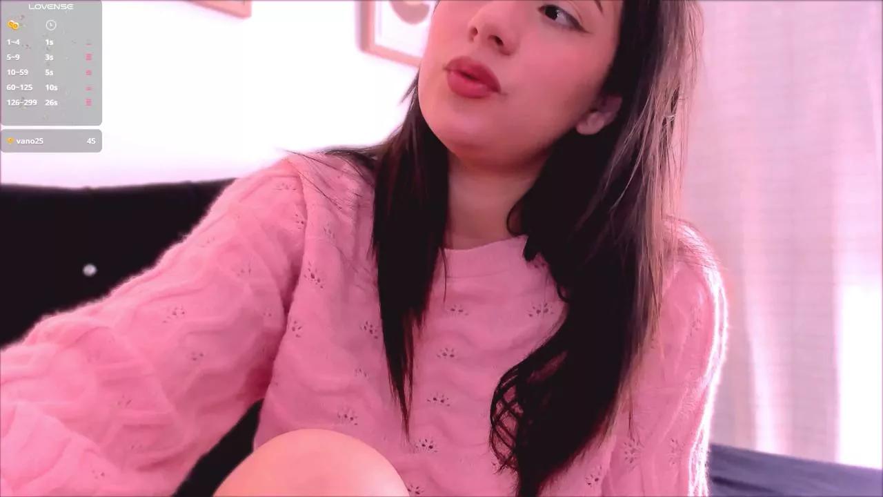 Kittyfeet1 from Cam4