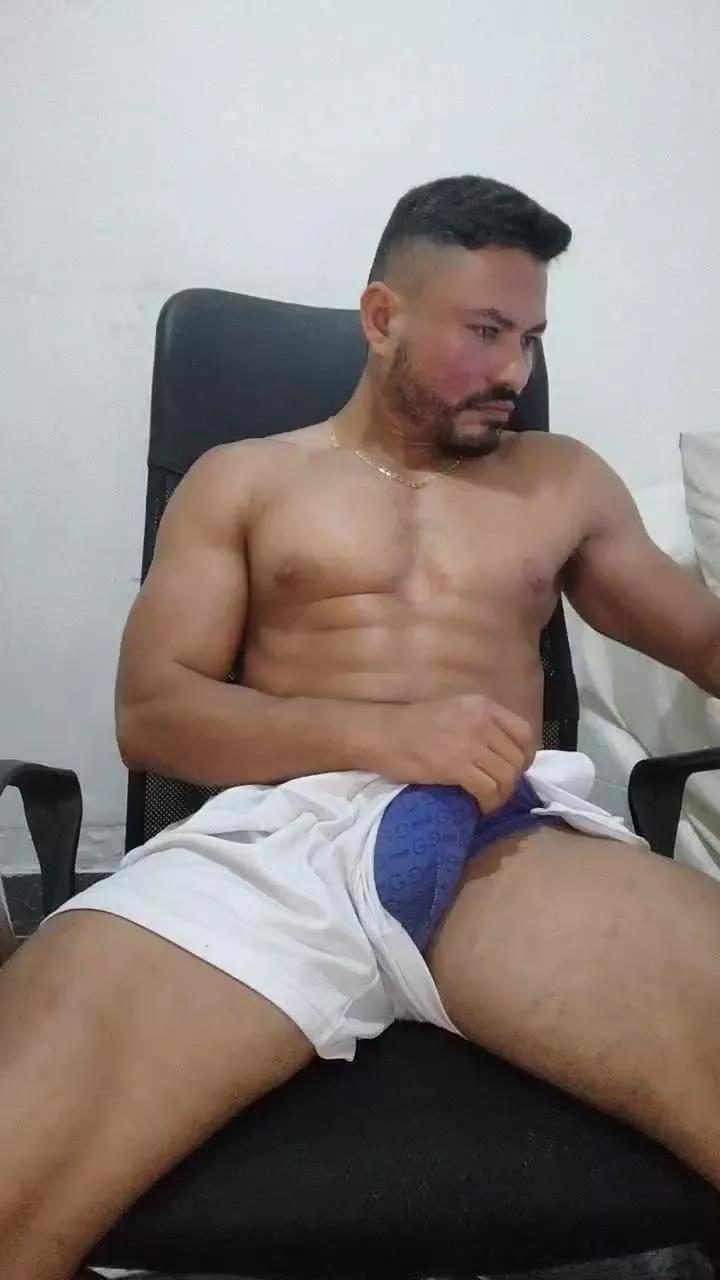 kllayton from Cam4