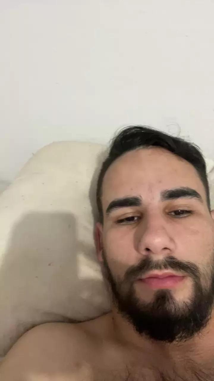 lapatinho from Cam4