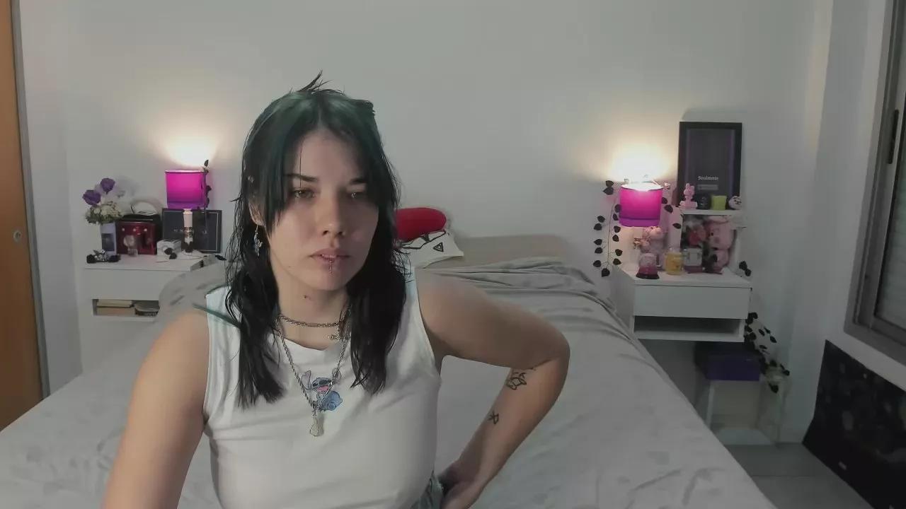 lennamoon from Cam4
