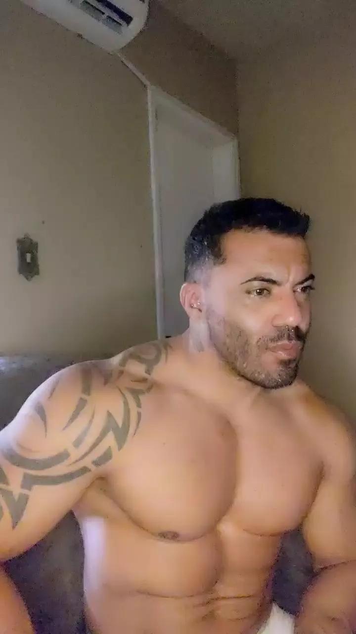 maumauxxxx from Cam4
