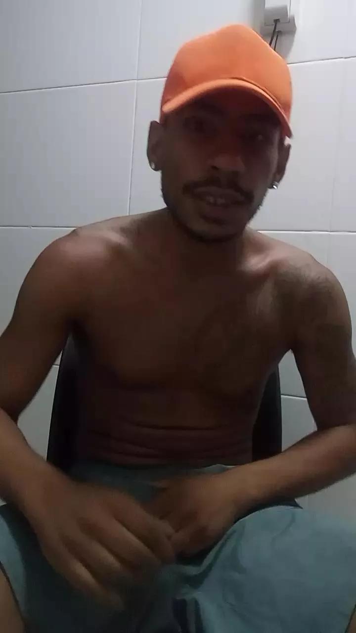 mavambo222 from Cam4