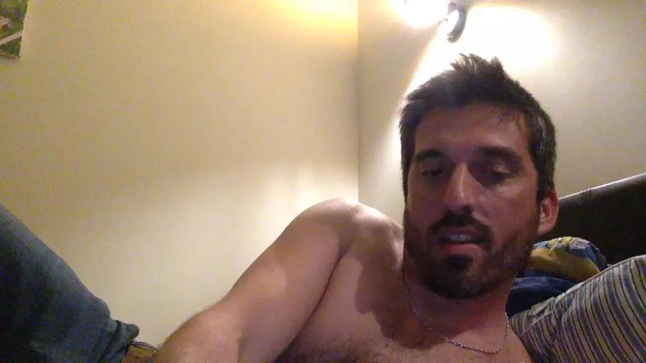 moumout1000 from Cam4