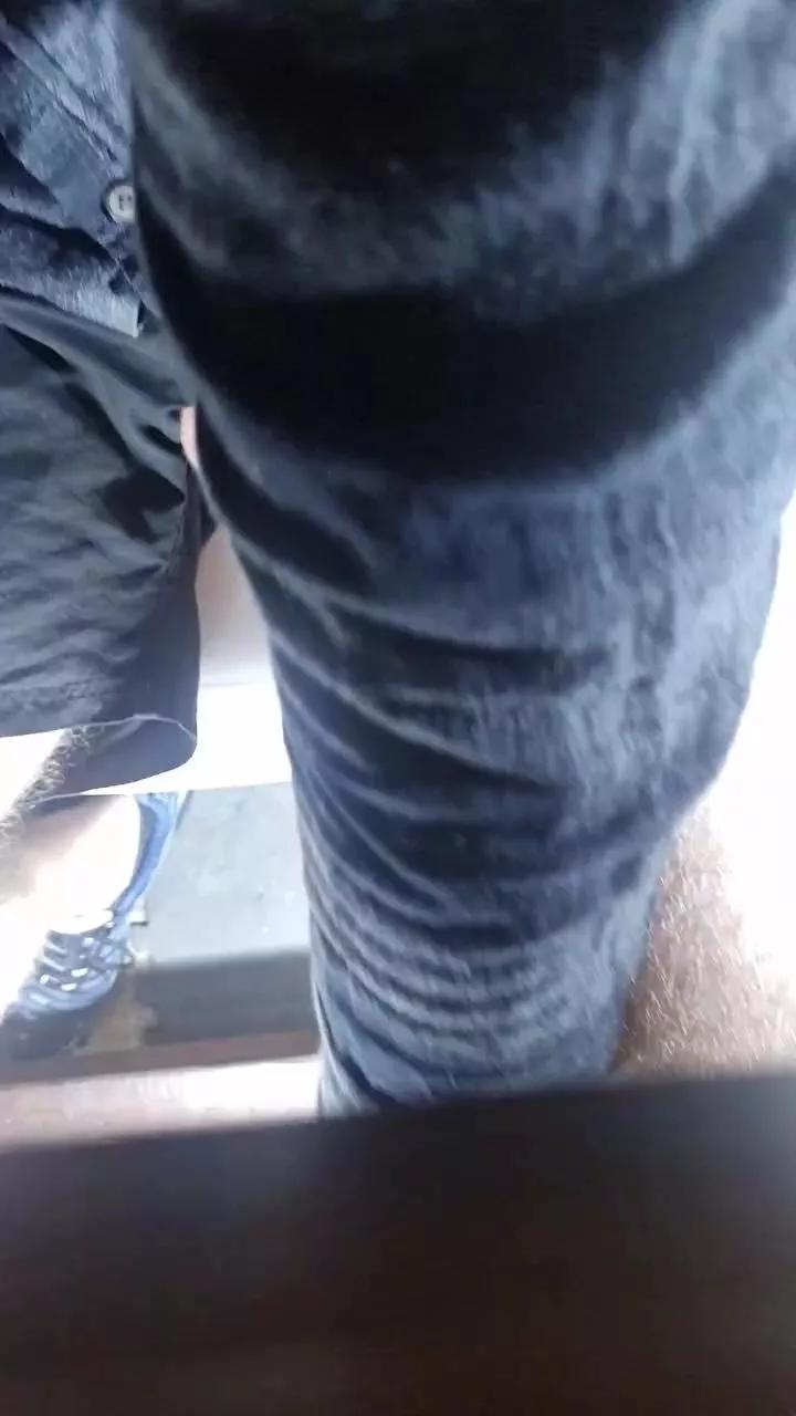 Mrrightnow881 from Cam4