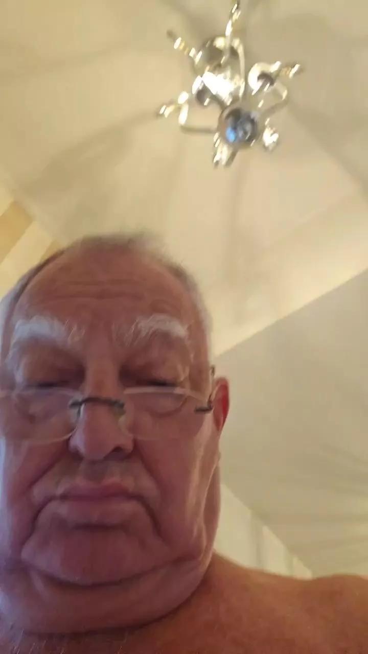 needitt2 from Cam4