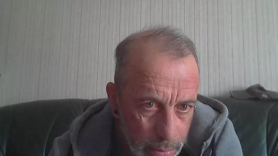 ptitcouic from Cam4