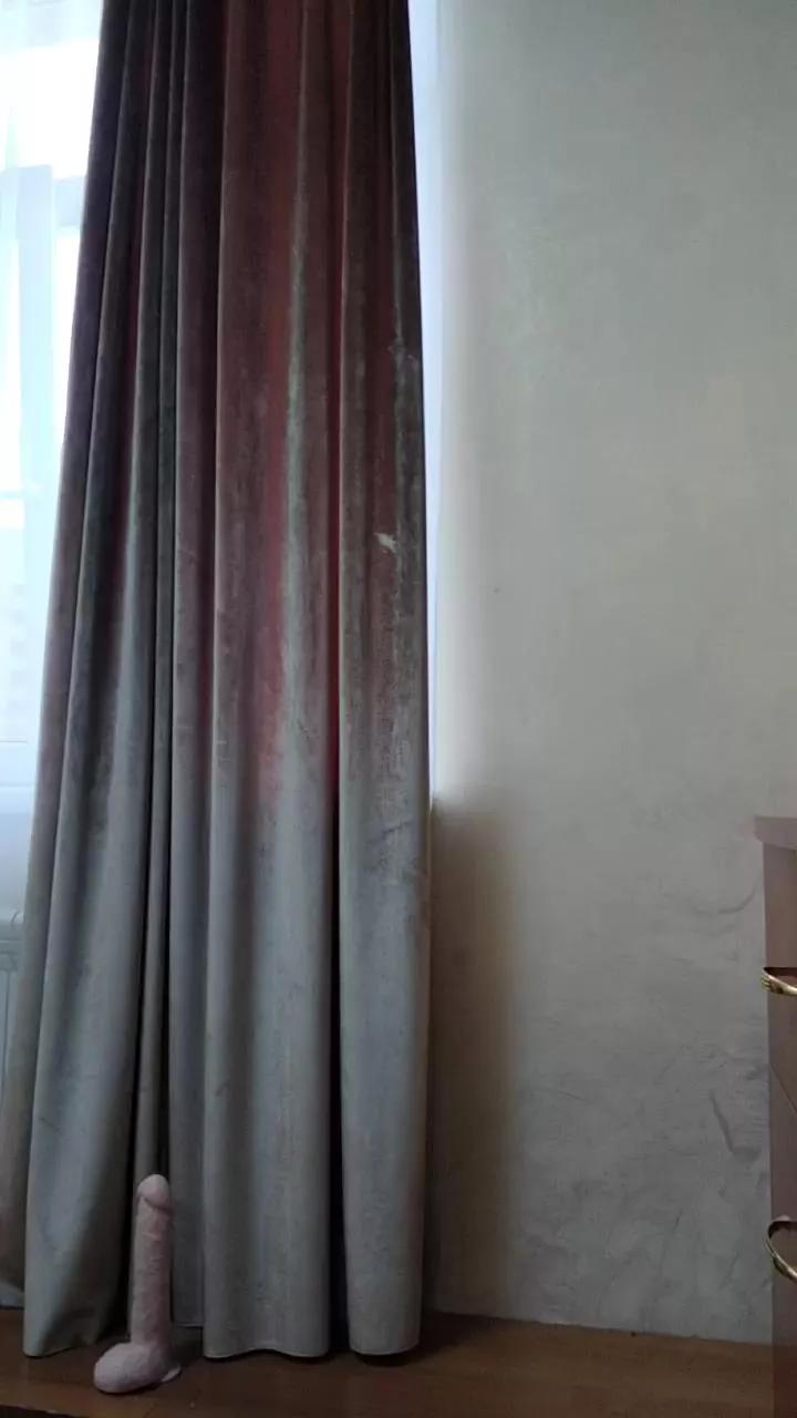 Qooghj from Cam4