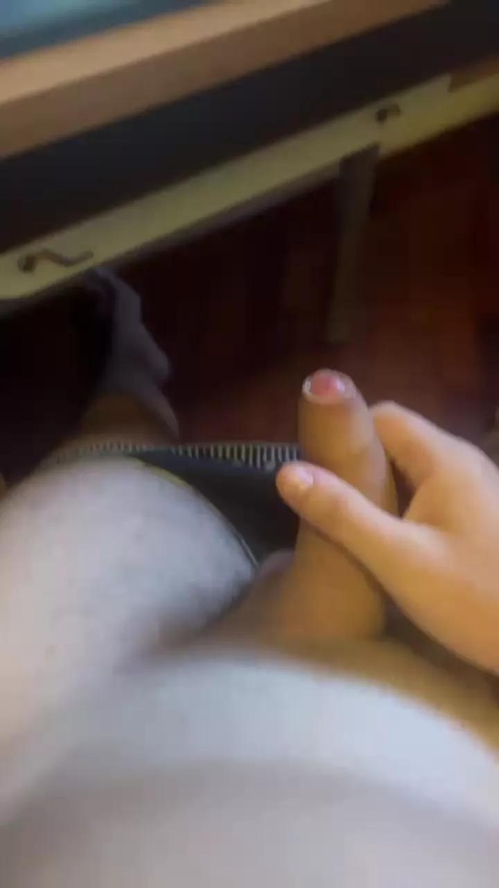 Riccardo955 from Cam4