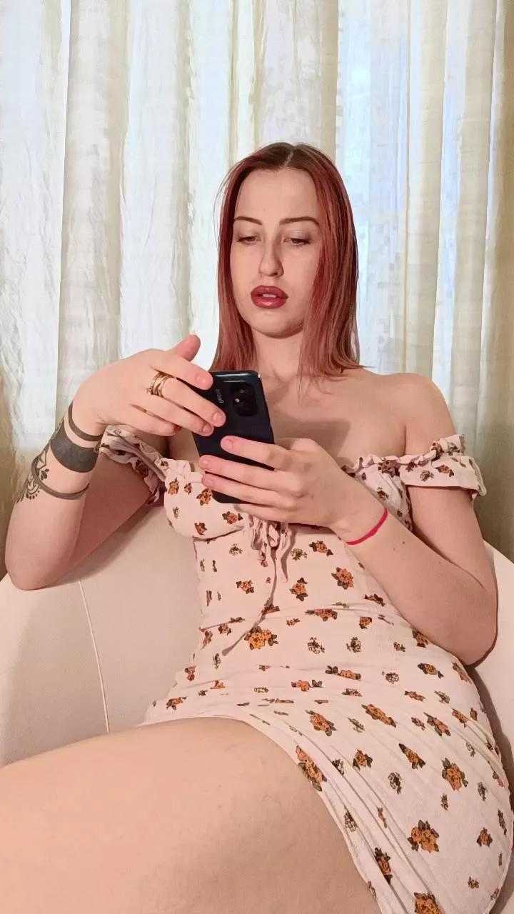 SusieRedd from Cam4