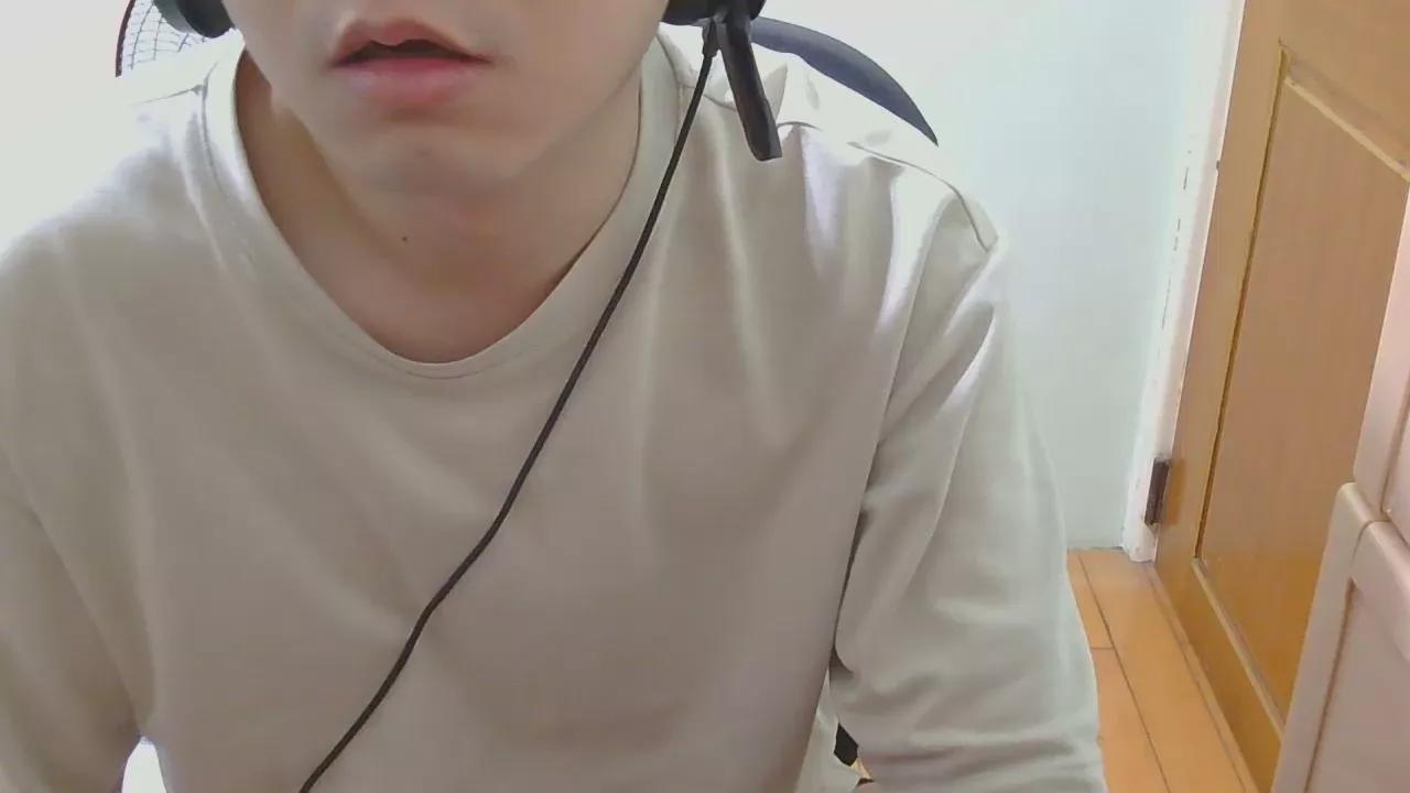 talltalllion from Cam4
