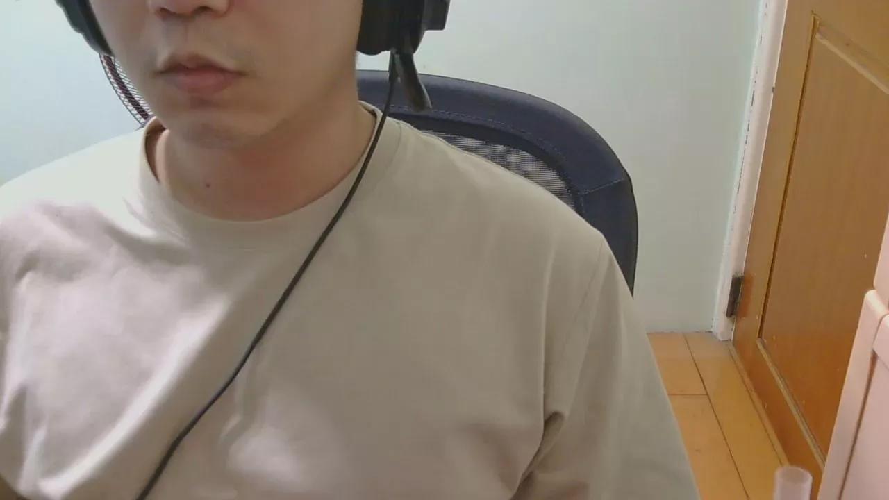 talltalllion from Cam4