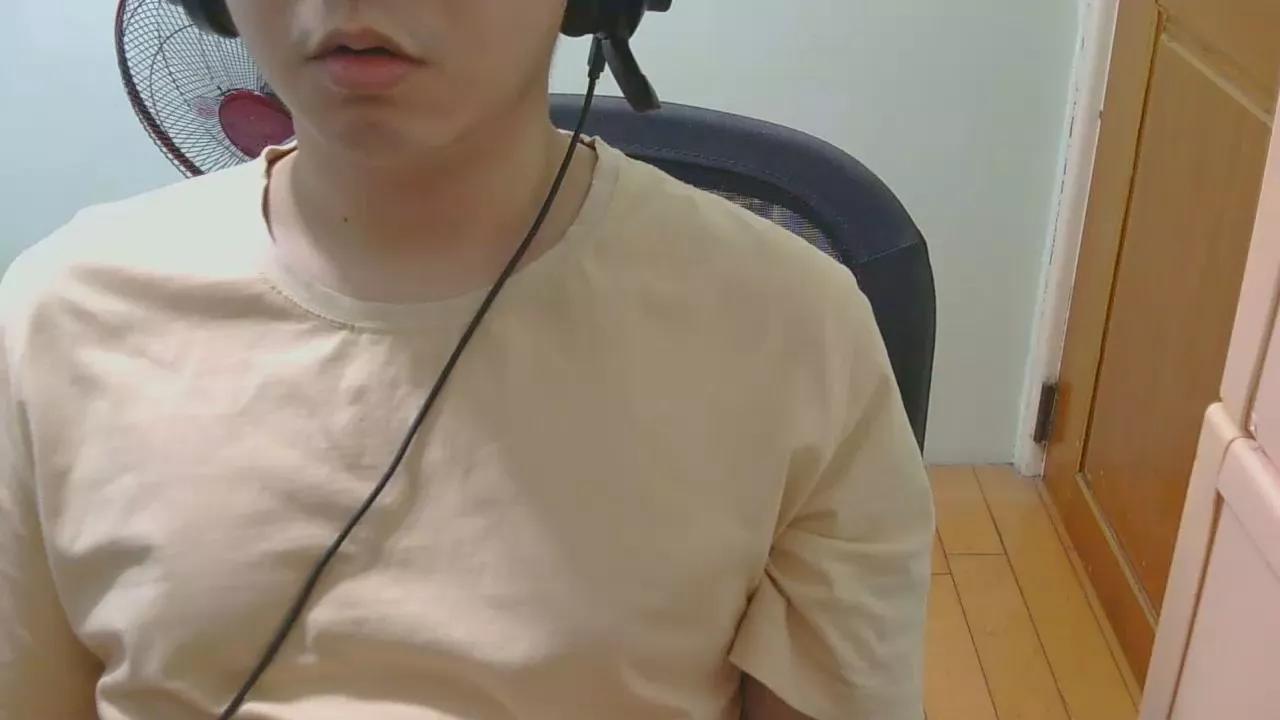 talltalllion from Cam4