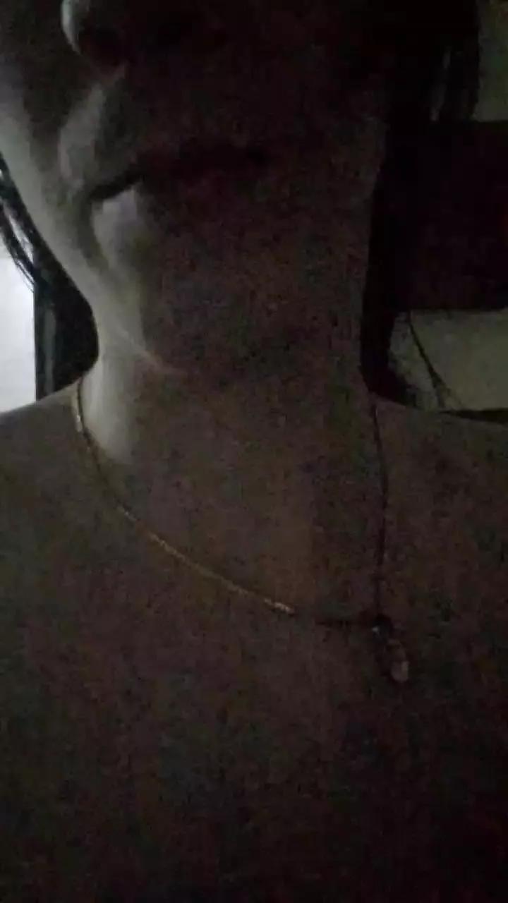 Tuputitaoeste95 from Cam4
