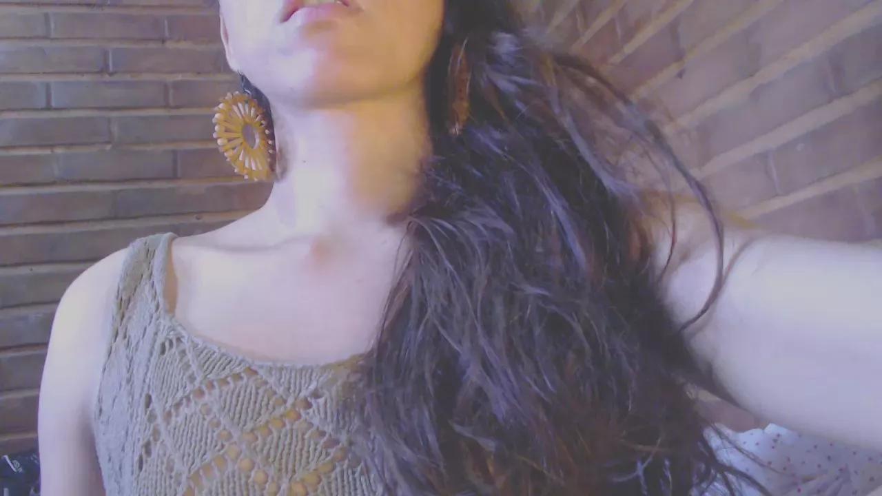 yvy_zotz from Cam4