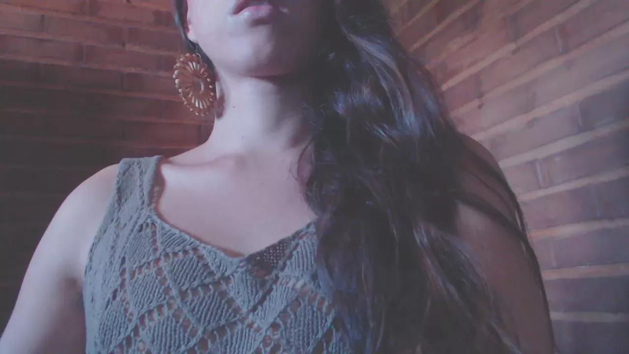 yvy_zotz from Cam4