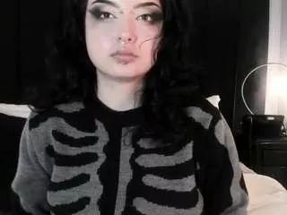 adeelinee from CamSoda
