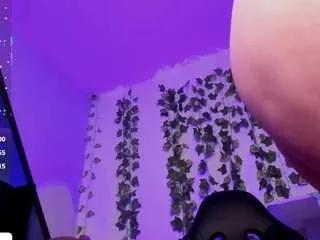 Adhara-wlliams from CamSoda