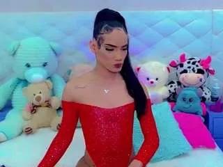 alanna-dollsx from CamSoda
