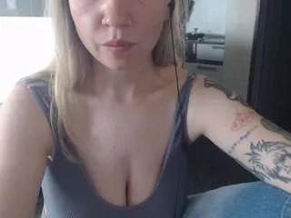 Amandabb from CamSoda