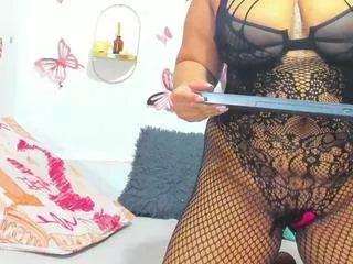 anahiroberts from CamSoda