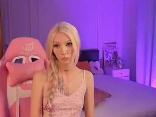 annameanna18 from CamSoda