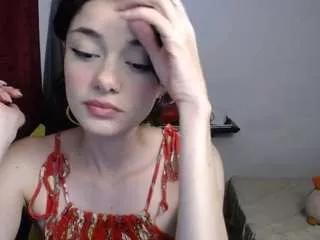 Anne-white from CamSoda