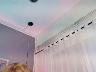 anneth-m from CamSoda