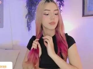 aurooraa from CamSoda is Freechat