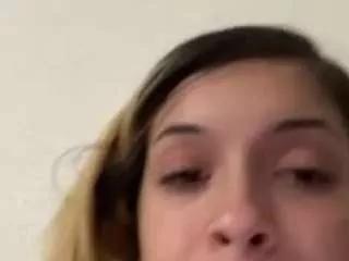 babydxll from CamSoda