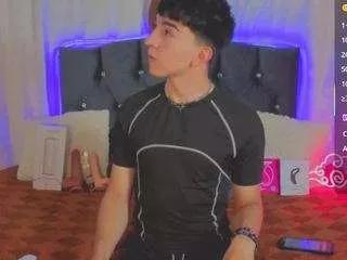 bbyjhon from CamSoda