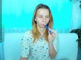 beellami from CamSoda