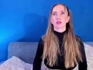 bellamariex from CamSoda