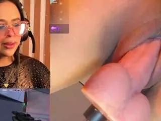 cookiesandboots from CamSoda is Freechat